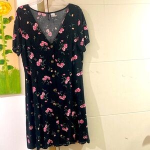 Super comfy summer floral dress